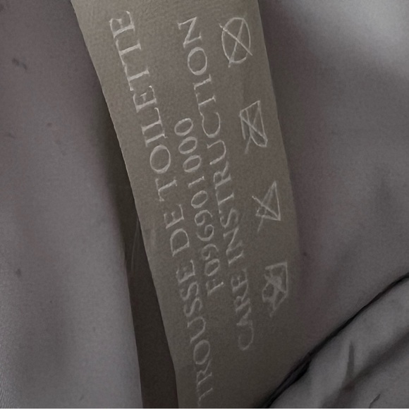 Christian dior makeup bag small white stripe shimmer pattern grey gold hardware - Picture 5 of 9